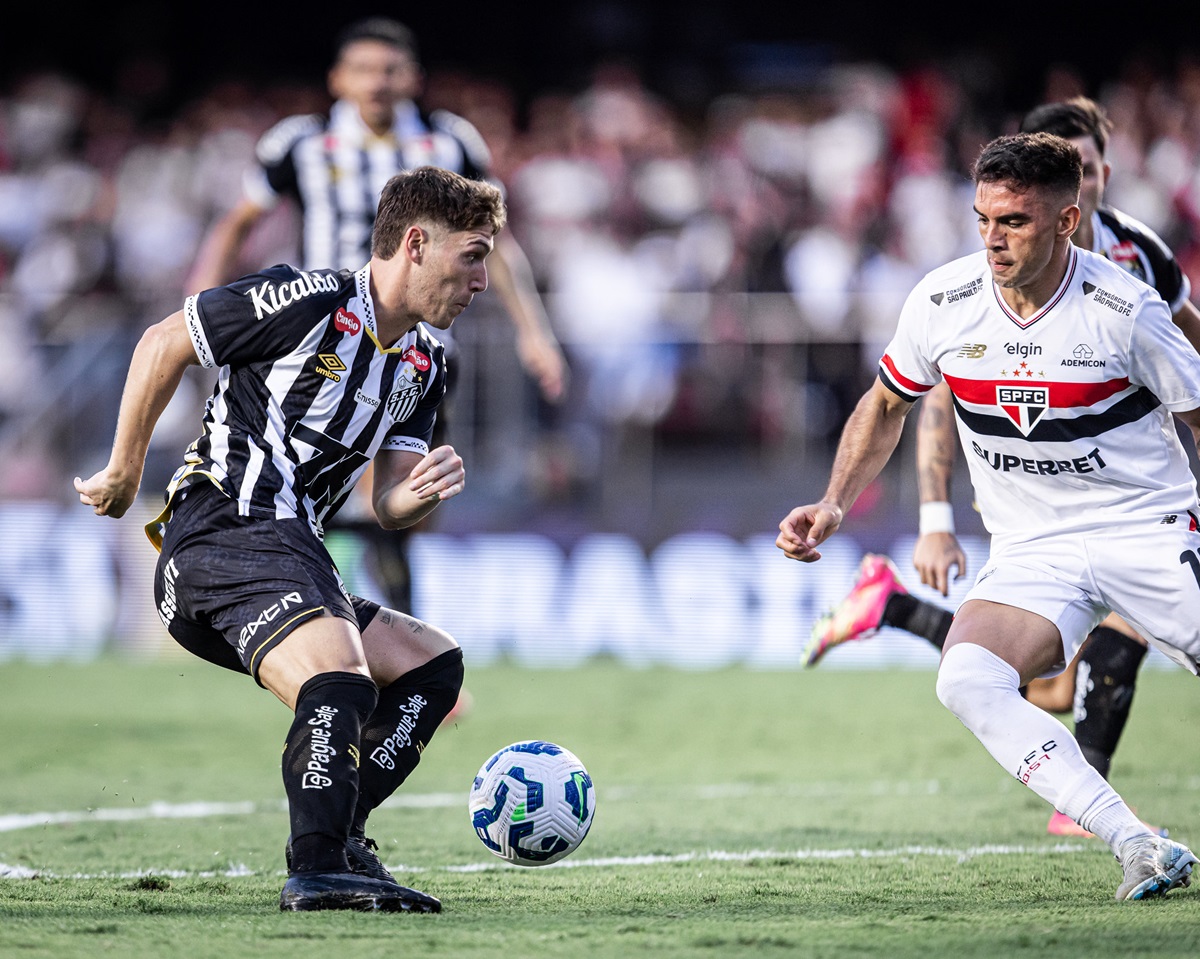 Santos x São Paulo: onde assistir e escalações do clássico pelo Brasileirão. Imagem: Raul Baretta/Santos FC Santos x São Paulo: onde assistir e escalações do clássico pelo Brasileirão. Imagem: Raul Baretta/Santos FC