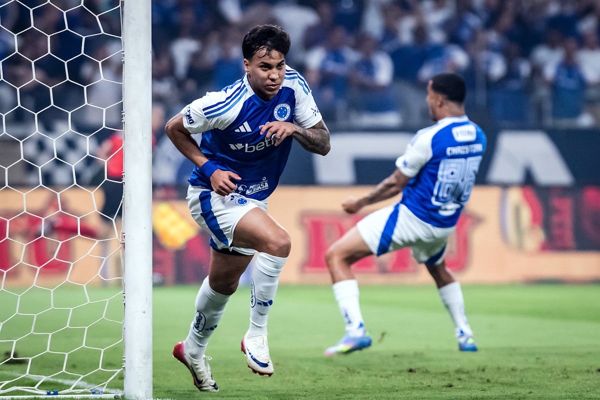 Bahia x Cruzeiro: onde assistir ao vivo, escalações e palpites do duelo na Fonte Nova pela 23ª rodada do Brasileirão. Imagem: Gustavo Aleixo/Cruzeiro Bahia x Cruzeiro: onde assistir ao vivo, escalações e palpites do duelo na Fonte Nova pela 23ª rodada do Brasileirão. Imagem: Gustavo Aleixo/Cruzeiro
