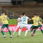 Cuiabá x Paysandu: onde assistir, escalações e tudo sobre o duelo decisivo pela Série B. Imagem: AssCom Dourado