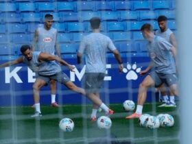 Espanyol x Valencia: Onde assistir ao vivo, escalações e tudo sobre o duelo pela LaLiga. Imagem: Carlos Mira/Espanyol