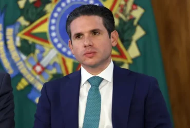 Isenção do IR pode ser votada na Câmara na próxima semana, diz Motta