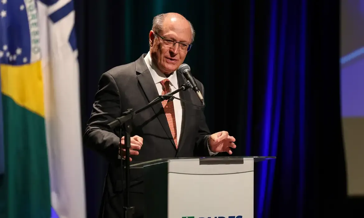 Boa química entre líderes pode reduzir tarifaço dos EUA, diz Alckmin