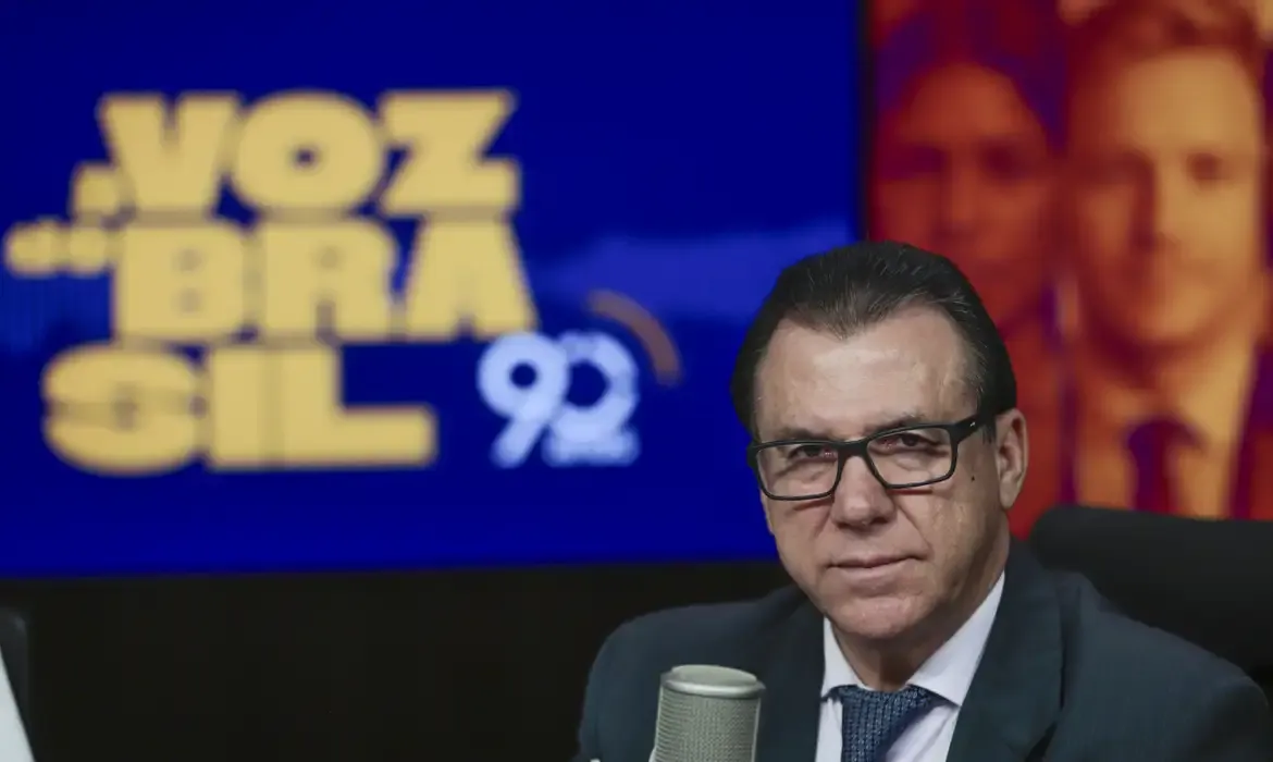 Empregadores podem regularizar FGTS de doméstica sem multa até outubro