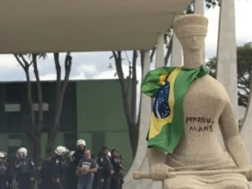 Moraes mantém prisão domiciliar de condenada por pichar estátua no 8 de janeiro