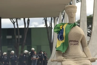 Moraes mantém prisão domiciliar de condenada por pichar estátua no 8 de janeiro