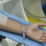 Reumatologia alerta para falta de centros de infusão no SUS