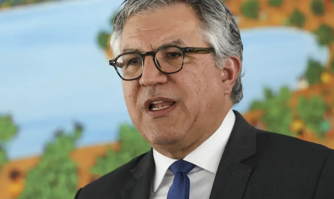 EUA concedem visto a Padilha para acompanhar Lula em assembleia da ONU