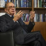 Mendes critica sanções contra esposa de Moraes e aponta arbitrariedade