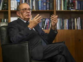 Mendes critica sanções contra esposa de Moraes e aponta arbitrariedade