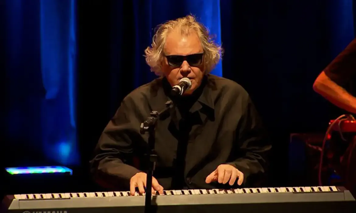 Arrigo Barnabé apresenta show inédito no Cena Musical da TV Brasil