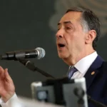 Barroso defende recomeço e pacificação no Brasil