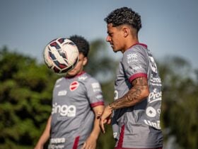Vila Nova x Remo: onde assistir, escalações e detalhes do jogo pela Série B. Imagem: @betocorreaphoto