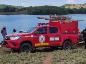 Bombeiros encontram corpos de pescadores após naufrágio em represa de Mato Grosso