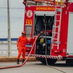 Incêndio em caminhão mobiliza bombeiros na MT-449 em Mato Grosso