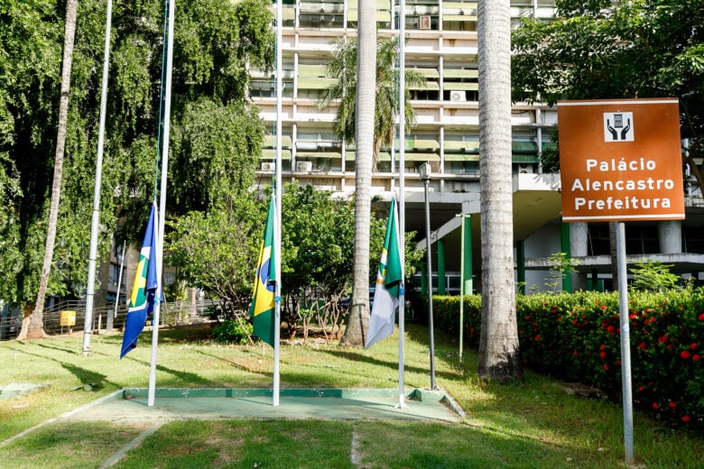 Cuiaba faz solenidade de juramento a bandeira com 800 jovens