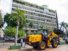 Cuiaba recebe maquinas e equipamentos do Governo de Mato Grosso para agricultura familiar
