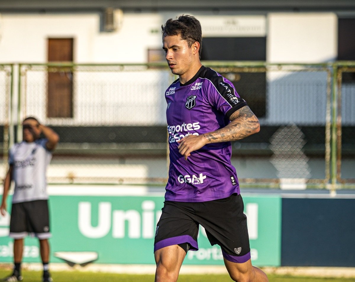 Vasco x Ceará: onde assistir, escalações e informações do jogo pelo Brasileirão 2025 Imagem: Felipe Santos Ceará SC Vasco x Ceará: onde assistir, escalações e informações do jogo pelo Brasileirão 2025 Imagem: Felipe Santos Ceará SC