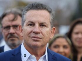 Mauro Mendes recebe prêmio nacional por avanços na alfabetização em Mato Grosso