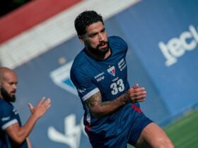 Fortaleza x São Paulo: onde assistir, escalações e tudo sobre o confronto pelo Brasileirão. Imagem: Mateus Lotif FEC