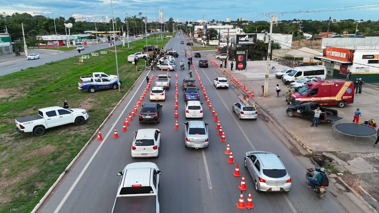 Blitzes educativas de trânsito marcam início da Semana Nacional em Cuiabá e Várzea Grande