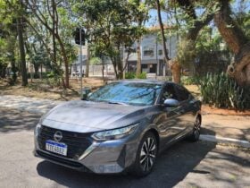 Nissan Sentra 2026 mostra consistencia no segmento de sedas medios Sergio Dias 6