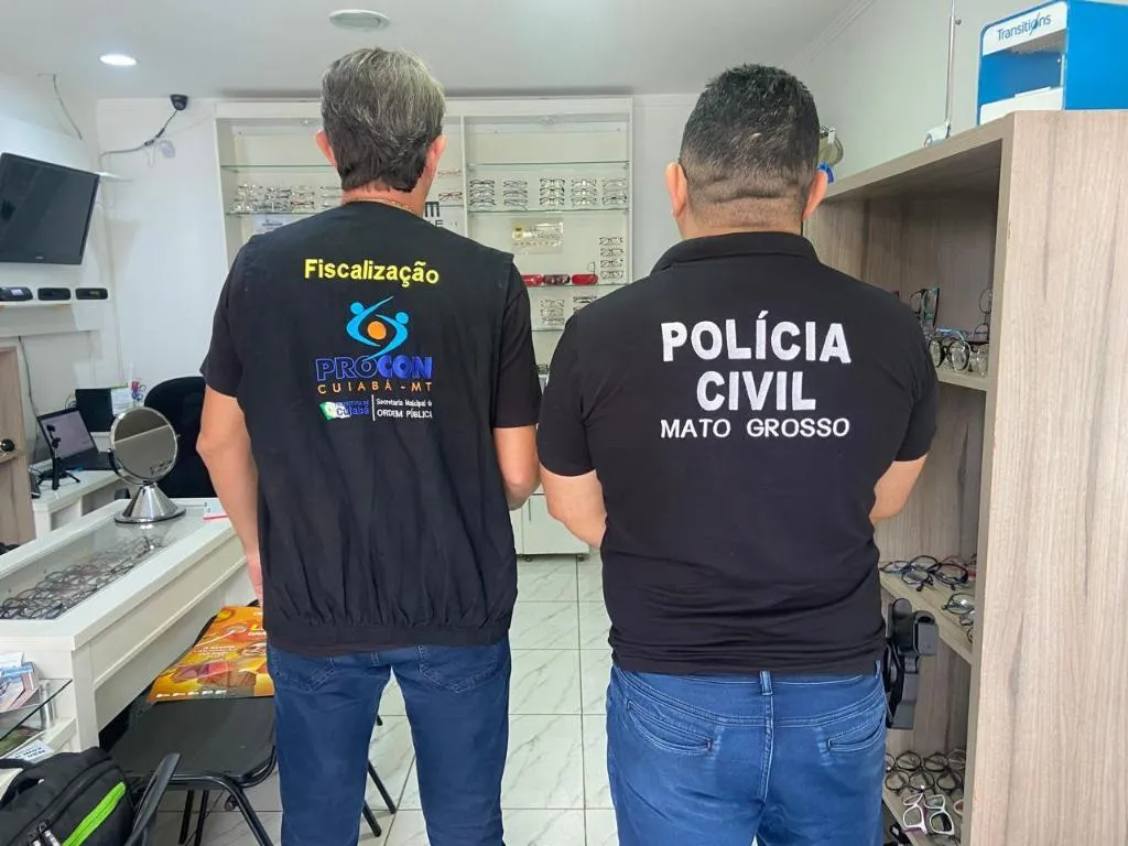 Consultórios em Cuiabá são fiscalizados por suspeita de atuação irregular de optometristas