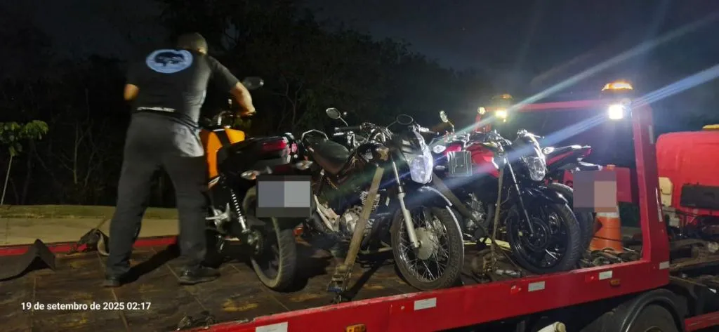 Polícia Militar de Mato Grosso prende motociclistas por direção perigosa em Cuiabá