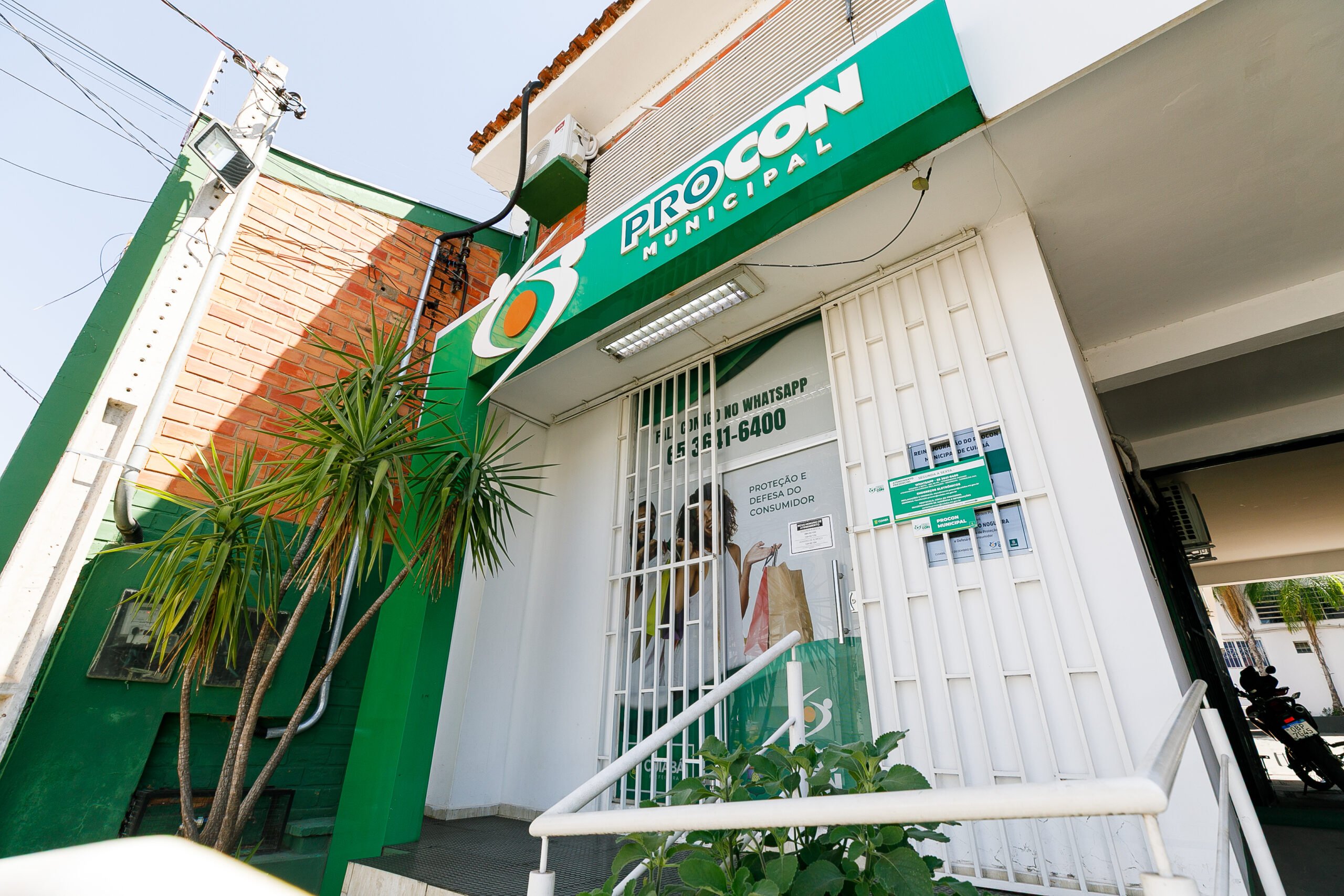 Procon recomenda instalacao de ilhas de hidratacao em eventos ao ar livre em Cuiaba scaled