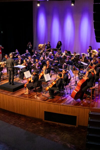 Publico lota Cine Teatro para a estreia do Documentario No Coracao de Cuiaba
