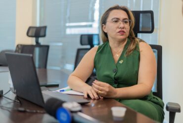 Secretaria anuncia entrega de mais 1.025 cartoes do Ser Familia em Rondonopolis