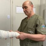 Servidores de saude de Rondonopolis recebem novos uniformes padronizados