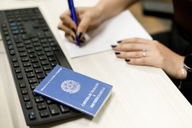 Sine Municipal de Cuiaba abre a semana com 477 oportunidades de emprego