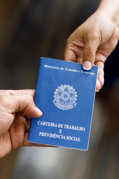 Sine Municipal de Cuiaba tem 912 vagas de emprego com 400 sem necessidade de experiencia