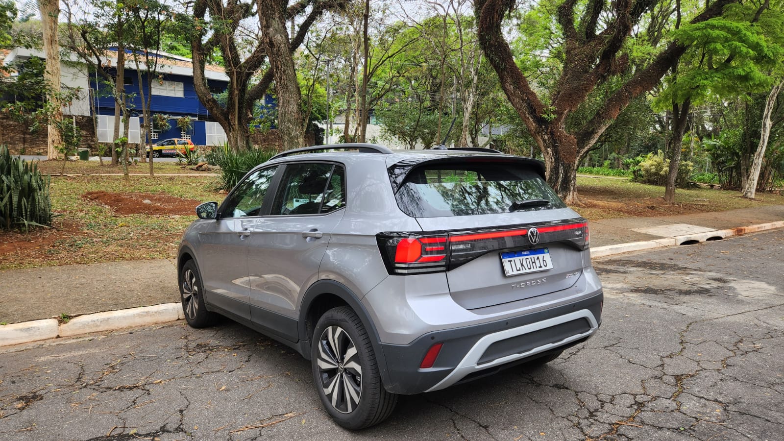 Volkswagen T Cross 2026 mostra forca e lidera segmento no mercado brasileiro Sergio Dias 20