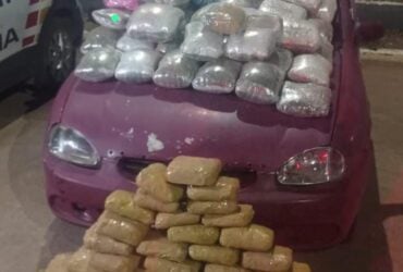 Durante a Operação Tolerância Zero, um homem de 38 anos foi preso em flagrante com drogas, armas e munições; ele confessou que receberia R$ 10 mil para transportar o entorpecente até Cuiabá.