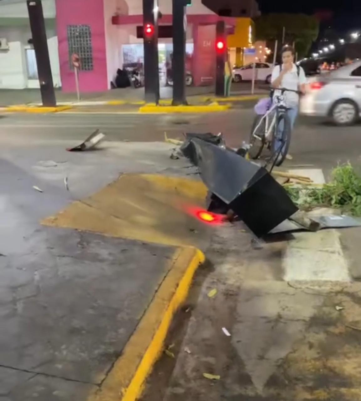 Ocorrência registrada no entroncamento das avenidas Goiás e Paraná envolveu um caminhão Iveco; GCM realizou abordagem e medidas cabíveis.