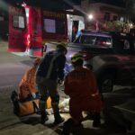 Acidente foi registrado na noite de domingo na avenida dos Eucaliptos; vítima sofreu escoriações e foi encaminhada ao PAM