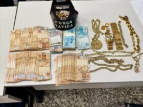 Força Tática prende trio com semijoias e drogas em Várzea Grande