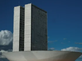 Câmara autoriza concurso público para analistas e técnicos legislativos