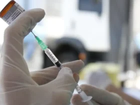 Sarampo registra aumento de 34 vezes em 2025 nas Américas, alerta Opas