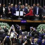 Congresso promulga PEC que altera pagamento de precatorios e beneficia estados e municípios