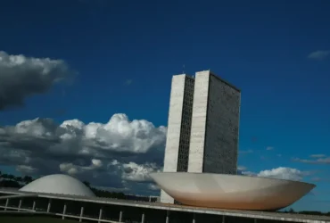 CCJ aprova relatório que regulamenta reforma tributária no Senado
