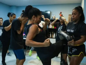 Projeto social no Rio oferece aulas de MuayThai para mulheres