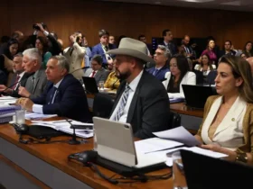 CPMI do INSS aprova convocações e convida ministros, diretor da PF e ex-AGU