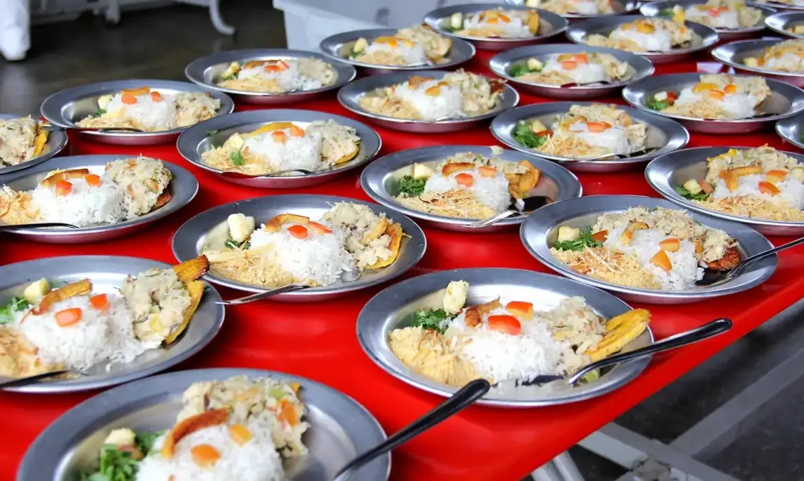 Multilateralismo fortalece cúpula global de alimentação escolar