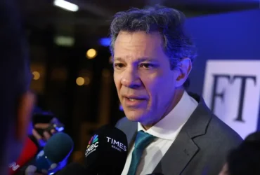 Haddad fica no Brasil durante votação do IR e não vai à ONU