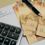 inadimplencia dinheiro fazendo as contas
