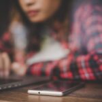 Mais de 70% dos brasileiros se informam sobre ciência e tecnologia pelas plataformas digitais -