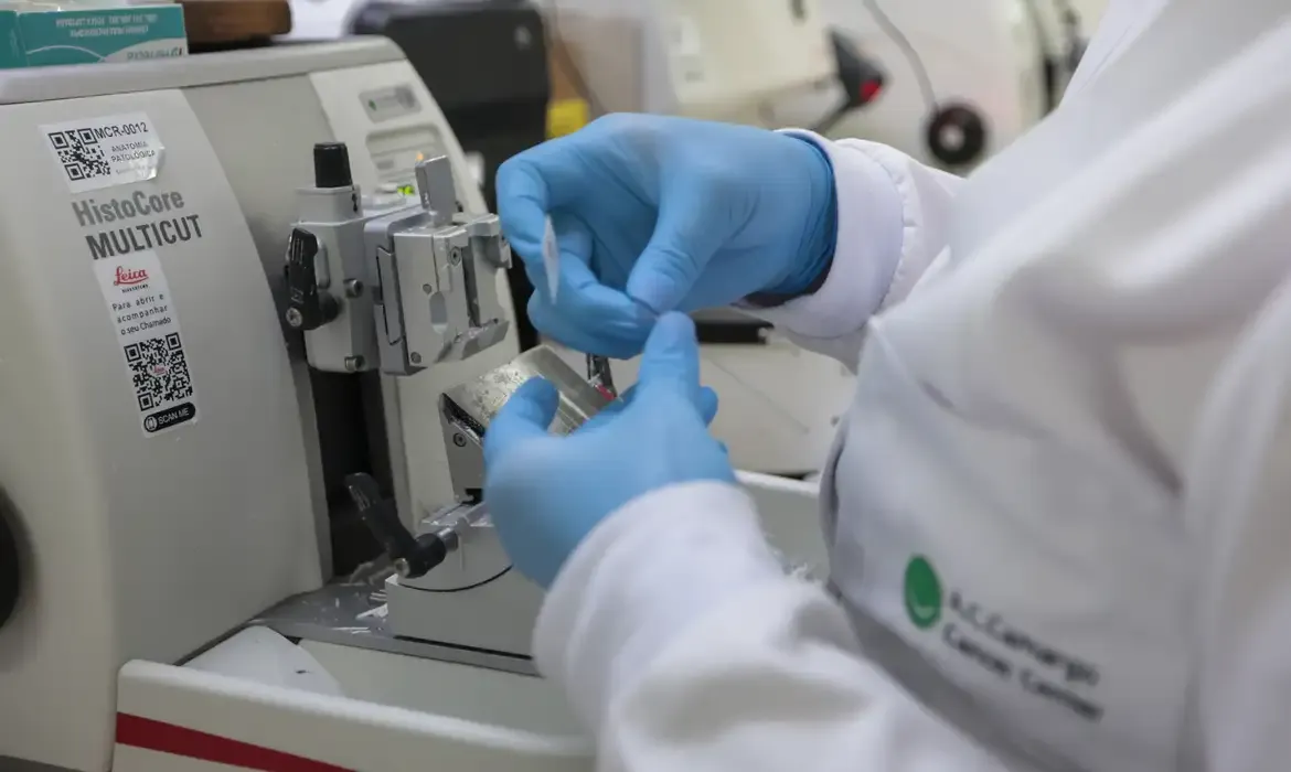 Câncer de próstata pode ter cura de até 98% no estágio inicial