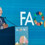 Fome é irmã da guerra e ameaça a democracia, afirma Lula em discurso na FAO